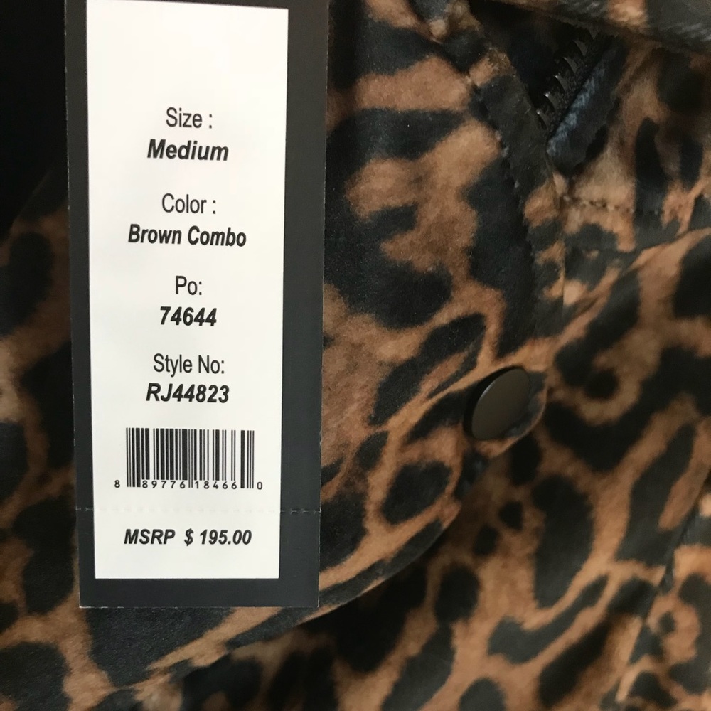 ROMEO & JULIET COUTURE Leopard Print Moto Jacket - Picture 5 of 8